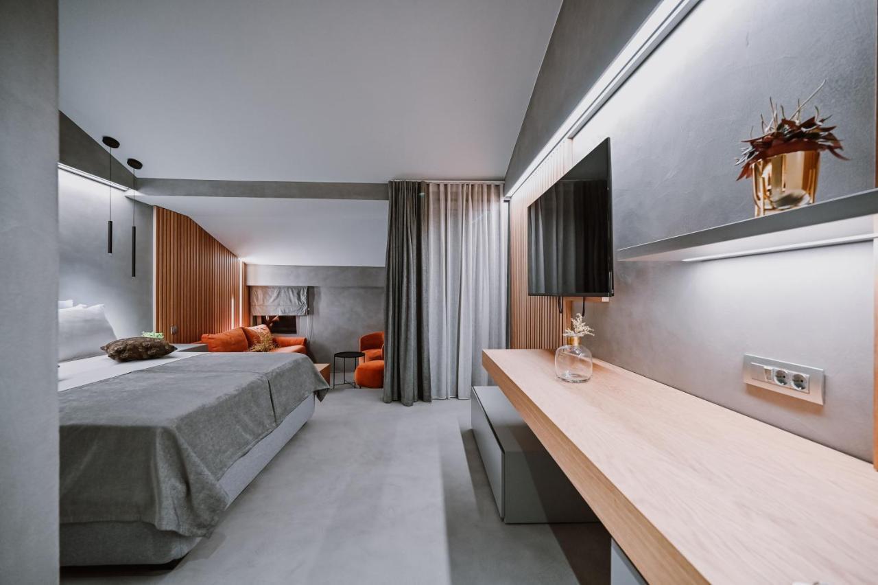 Hotel Stomorin-Marina Hramina Муртер Екстер'єр фото